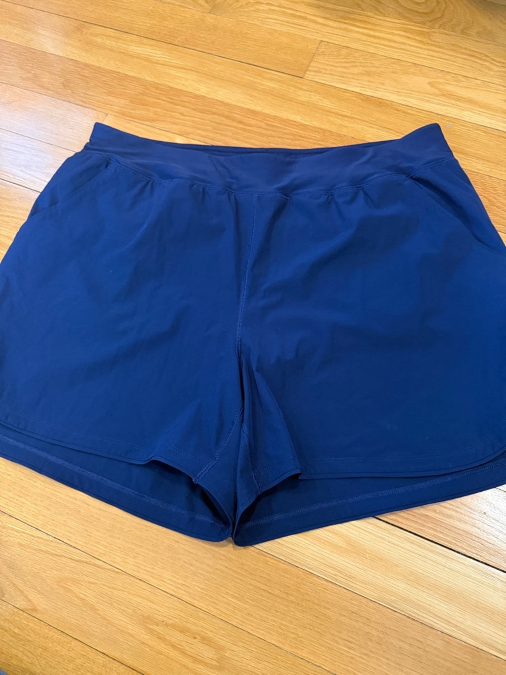 Lands’End women’s blue swim shorts size 20W.